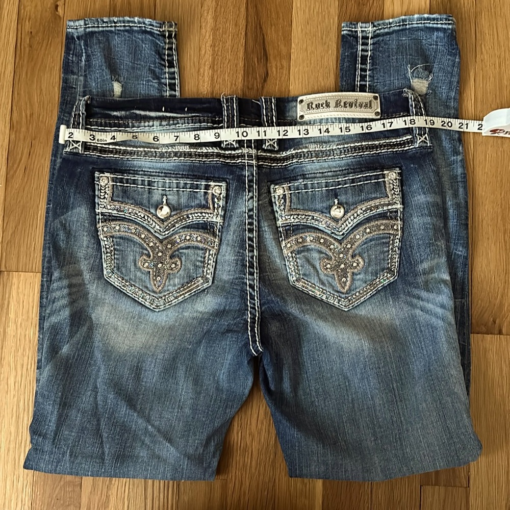 distressed skinny ankle jeans